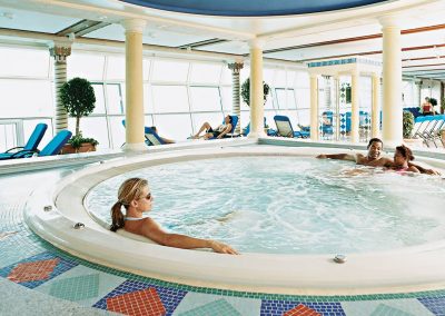 Navigator of the Seas Pool