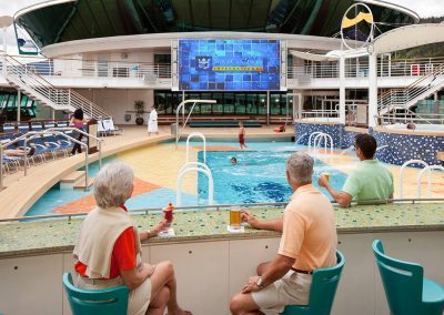 Radiance of the Seas Pool