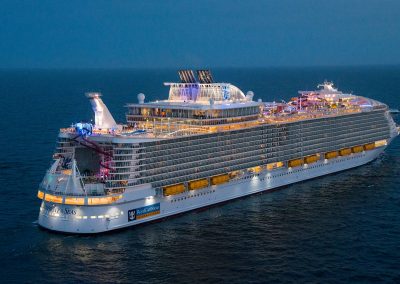 Symphony of the Seas Seitenansicht