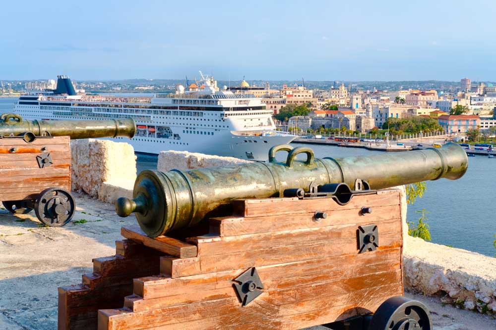 Kuba-Kreuzfahrten haben zumeist den Hafen von Havanna als Ziel